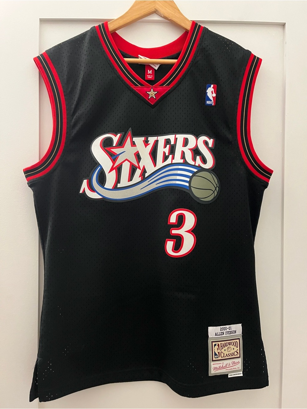 Mitchell & Ness Black Hardwood Classics Allen Iverson Jersey